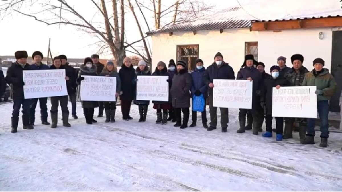 Земли казахстанцев заложили в российском «Сбере»: вопрос прокомментировали в банке