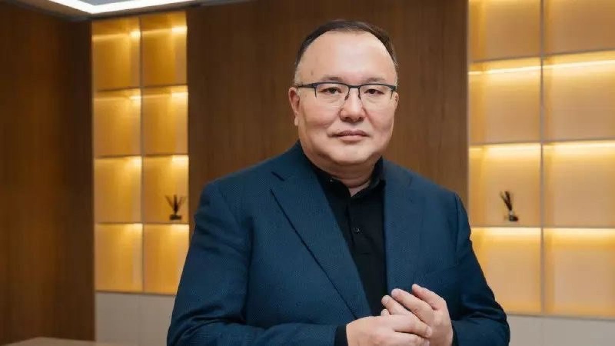 Как выходить сухим из скандалов: мастер-класс от Куанышбека Есекеева