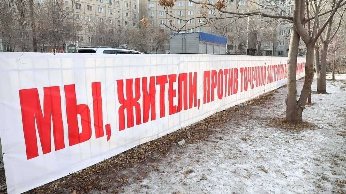 Почему у главных строителей всегда есть "крыша"