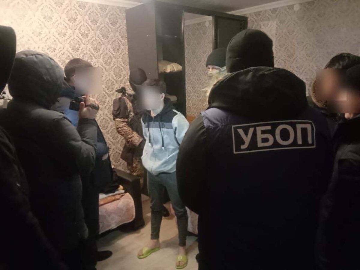 Вымогатели насильно оформили несколько кредитов на жителя Кокшетау