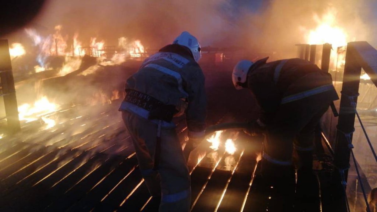 Пожар в Шымбулаке: стали известны подробности возгорания