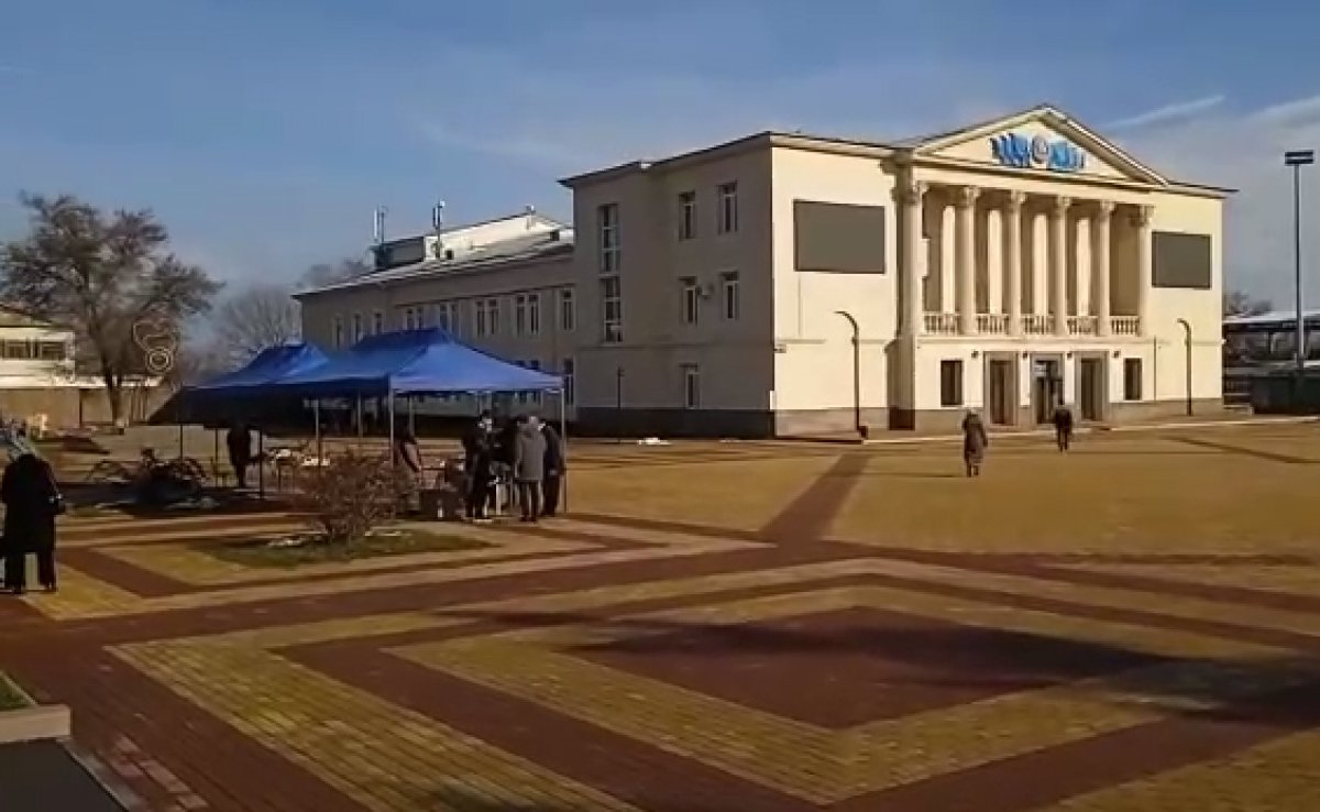 Селфи для отчёта: как проходят выборы в родовом районе Назарбаевых