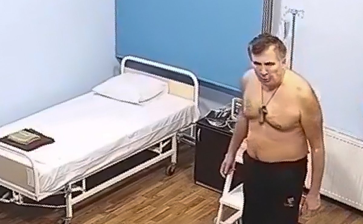 Власти Грузии блокируют перевод Саакашвили в реанимацию - сторонники экс-президента