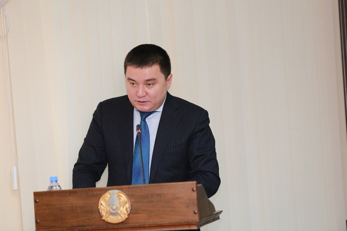 Экс-замакима незаконно отказал аптеке в подключении к отоплению в Семее