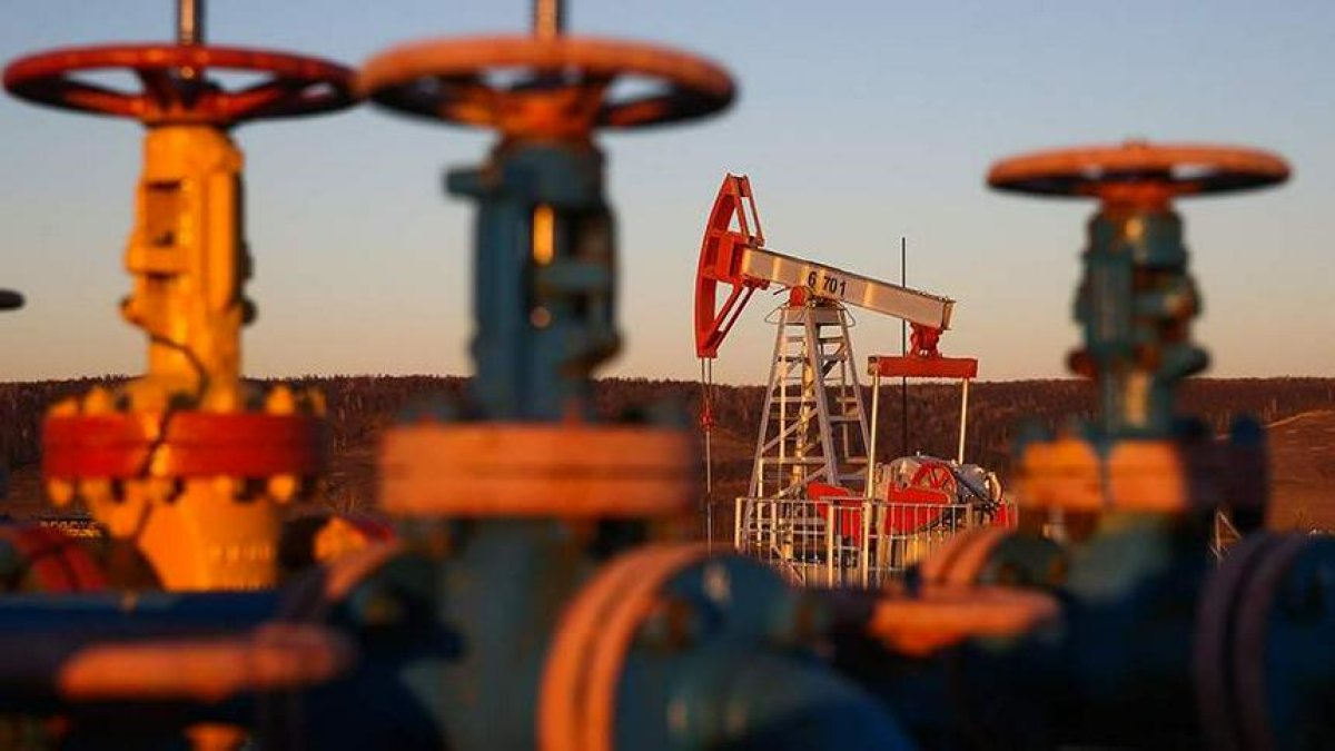 Казахстан увеличил экспорт нефти в обход России