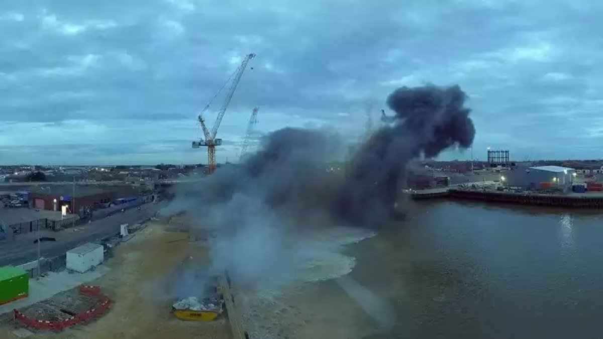 В Англии взорвалась бомба времен Второй Мировой
