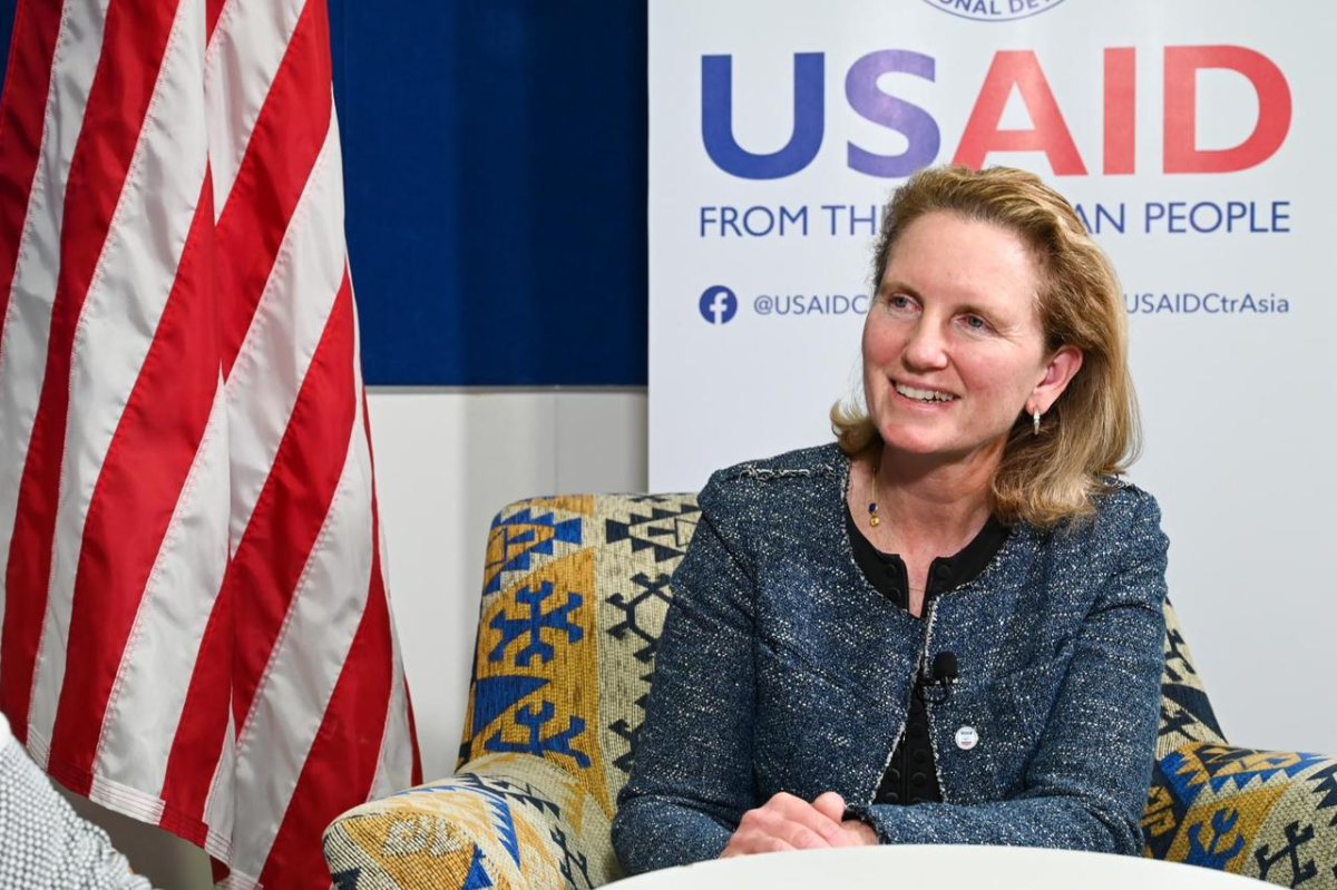 Замглавы USAID выразила поддержку независимым журналистам Казахстана