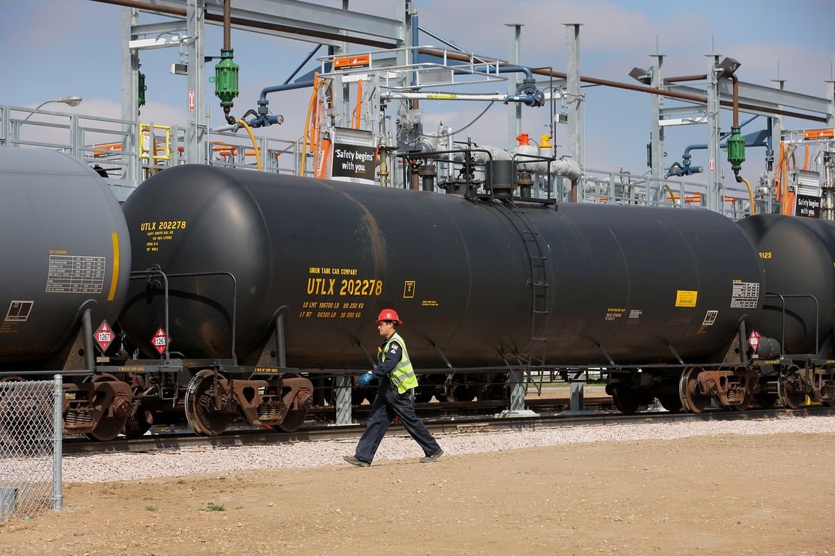 Казахстан может начать отгрузку нефти в Германию уже сегодня
