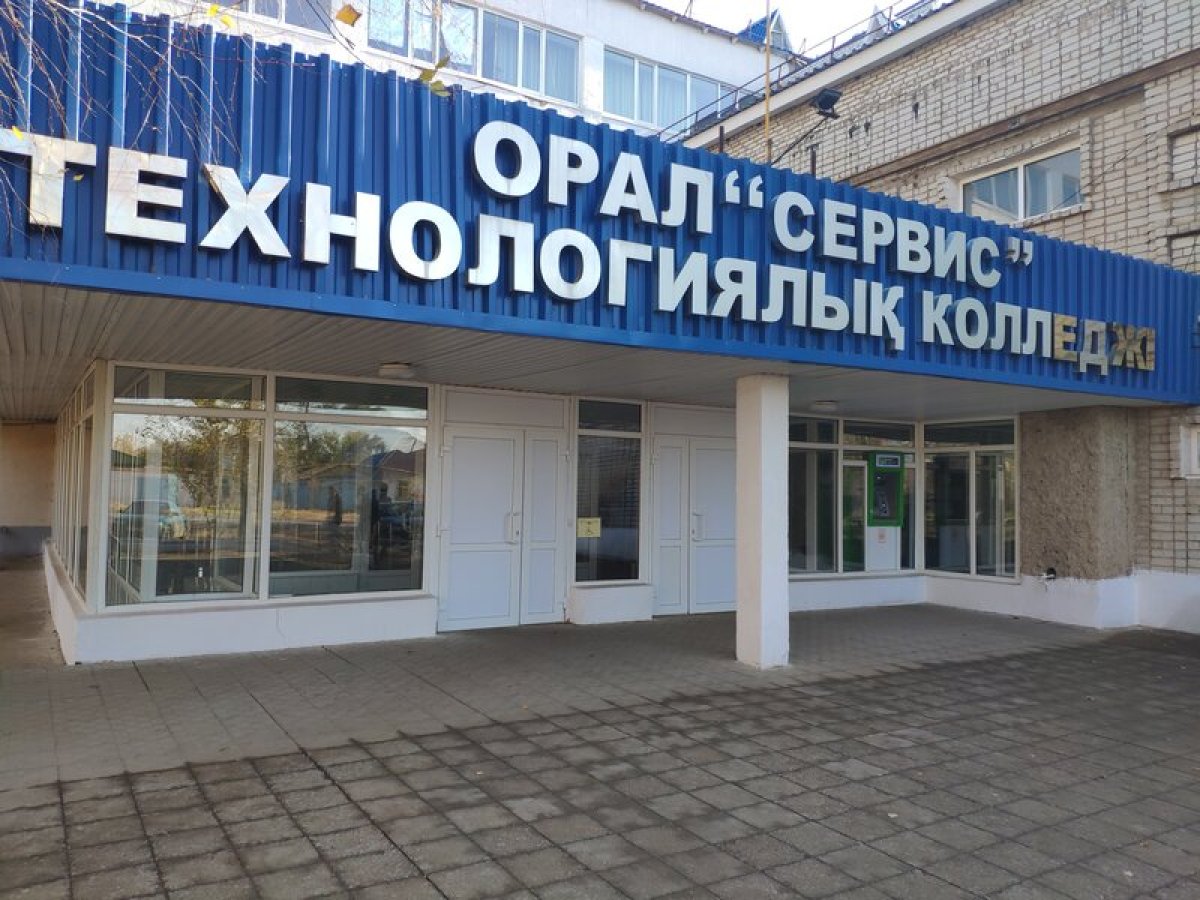 Денег не дадим: почему преподавателей колледжей обязали платить холдингу Talap
