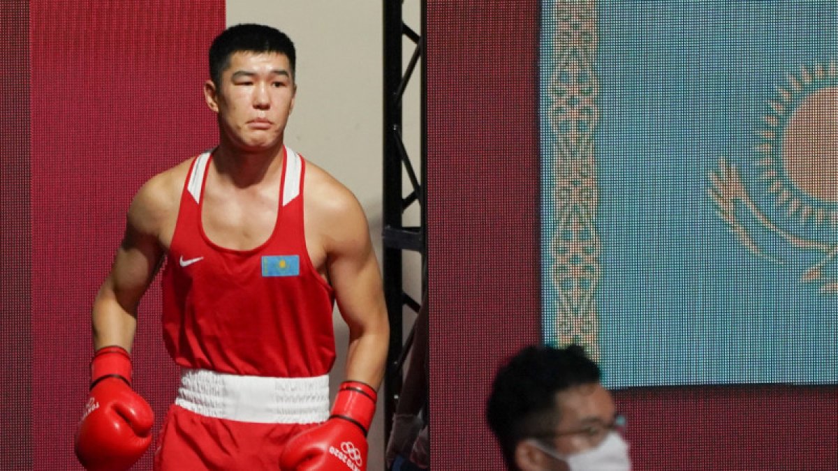 Казахстанец одержал победу на малом чемпионате мира по боксу