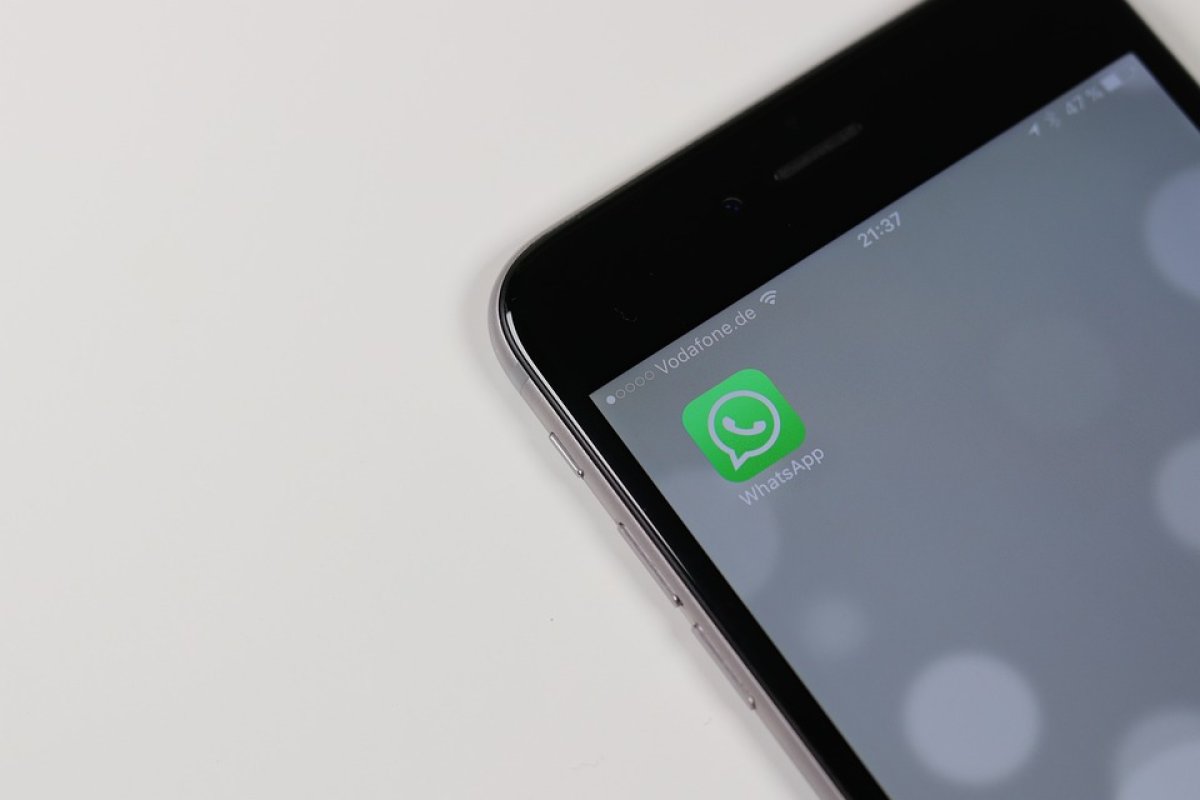 Еще одна полезная функция появится в WhatsApp: звонки от мошенников будут блокировать
