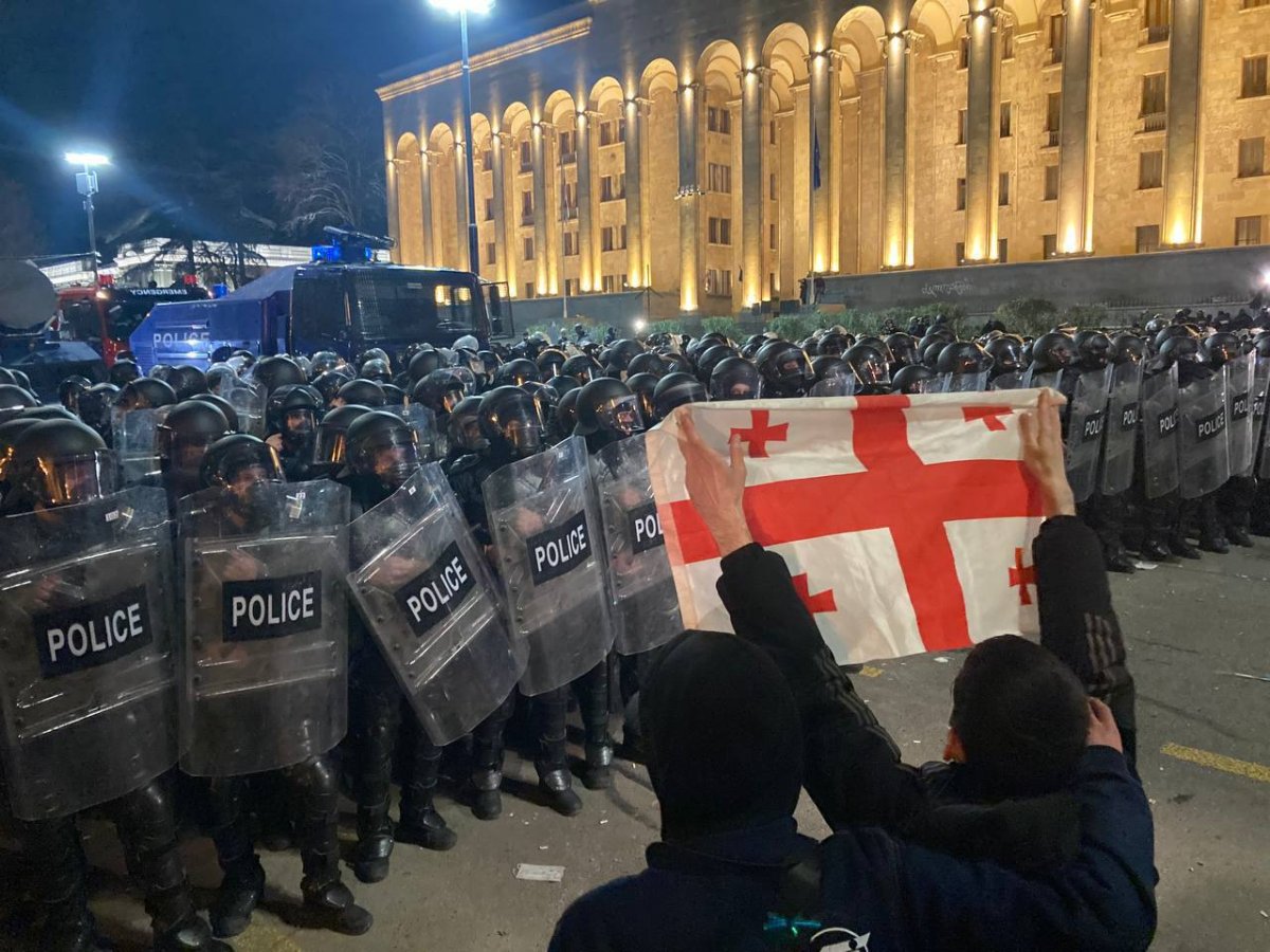 Протесты в Грузии: митингующие выставили ультиматум и получили поддержку Зеленского