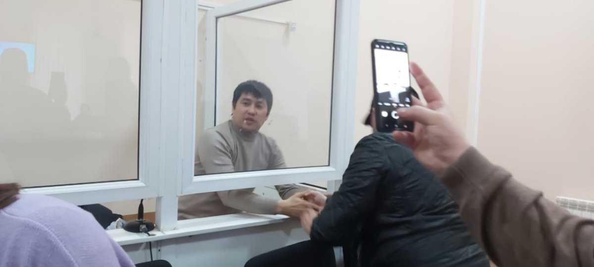 Кому-то можно всё: в Уральске судят известного борца с "трамадольщиками"