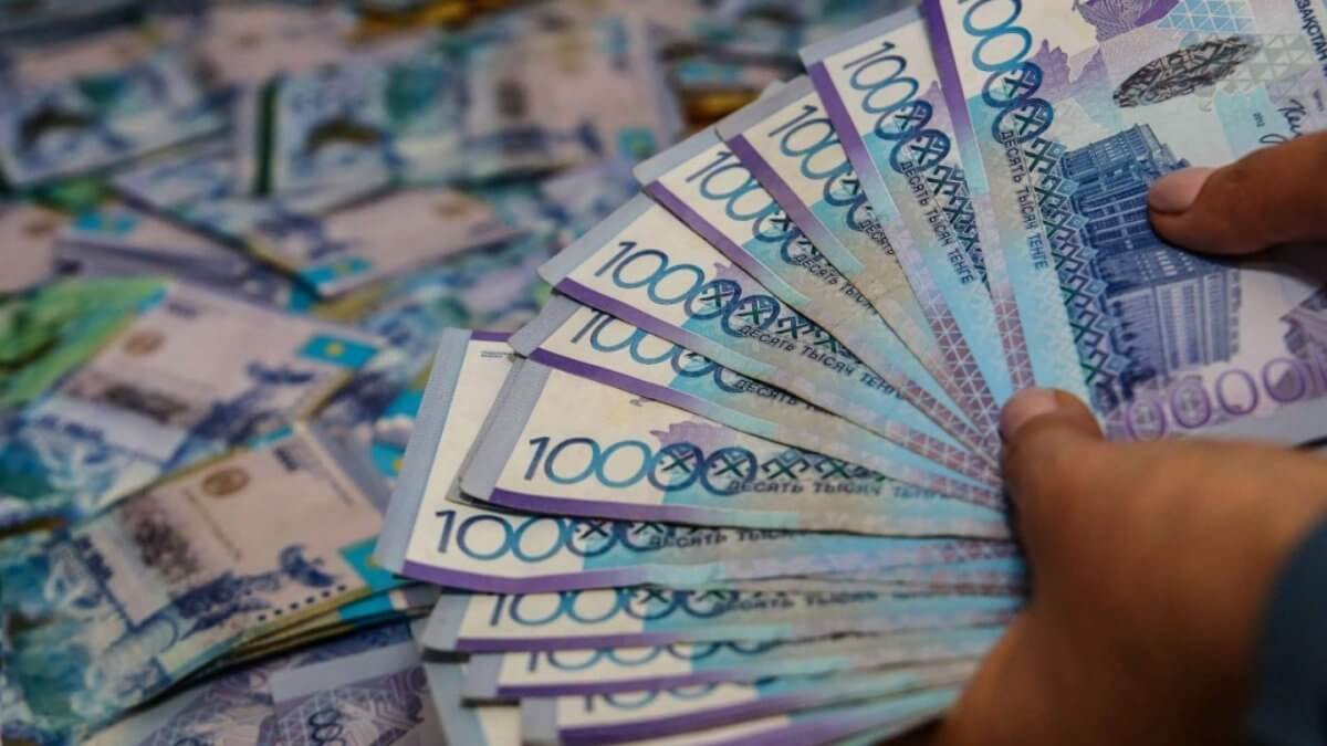 Получающие иностранное финансирование казахстанцы будут опубликованы на сайте КГД