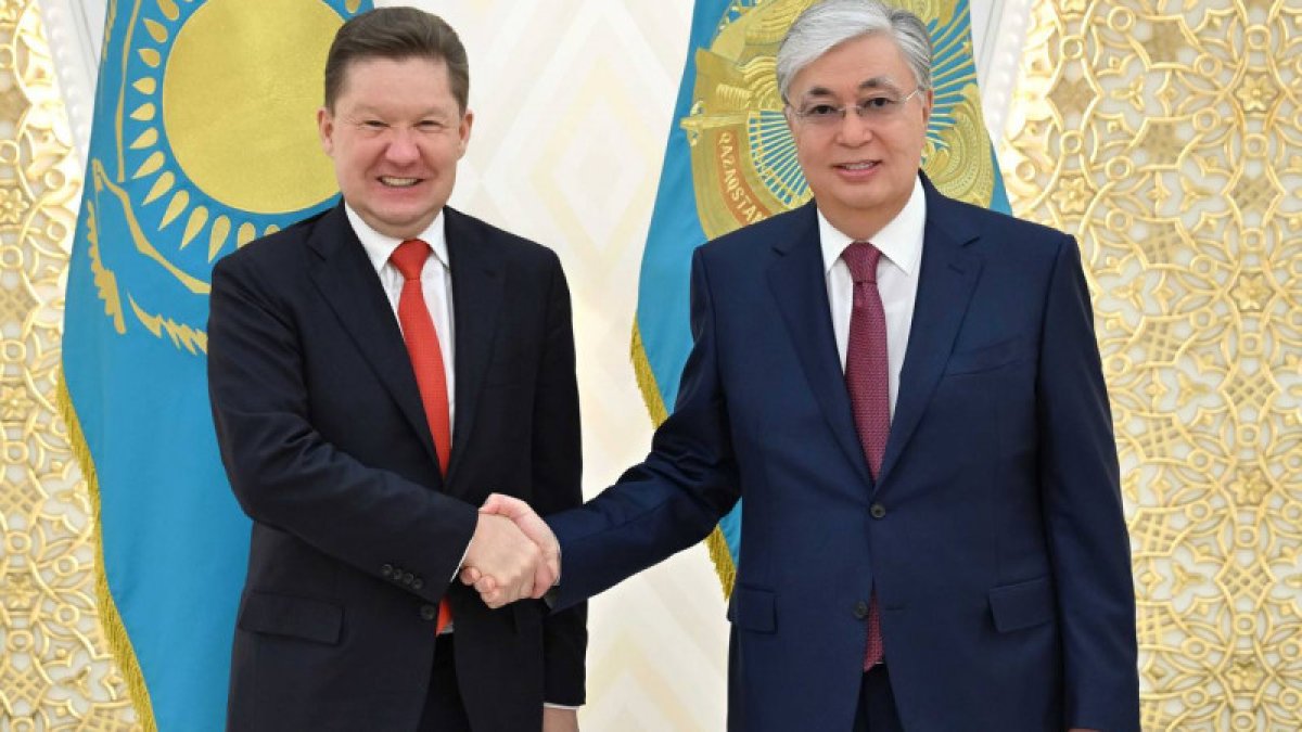 О чем Токаев говорил с главой "Газпрома"