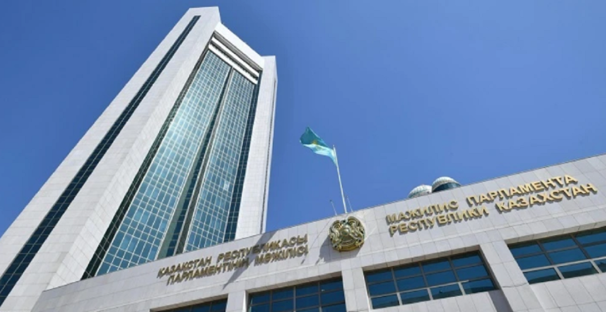 Токаев подписал указ о созыве первой сессии нового парламента
