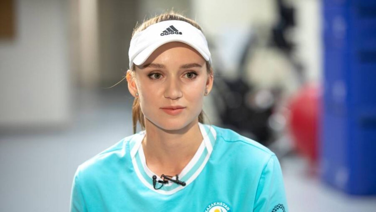 Где и когда смотреть прямой эфир финала турнира WTA 1000 с Еленой Рыбакиной