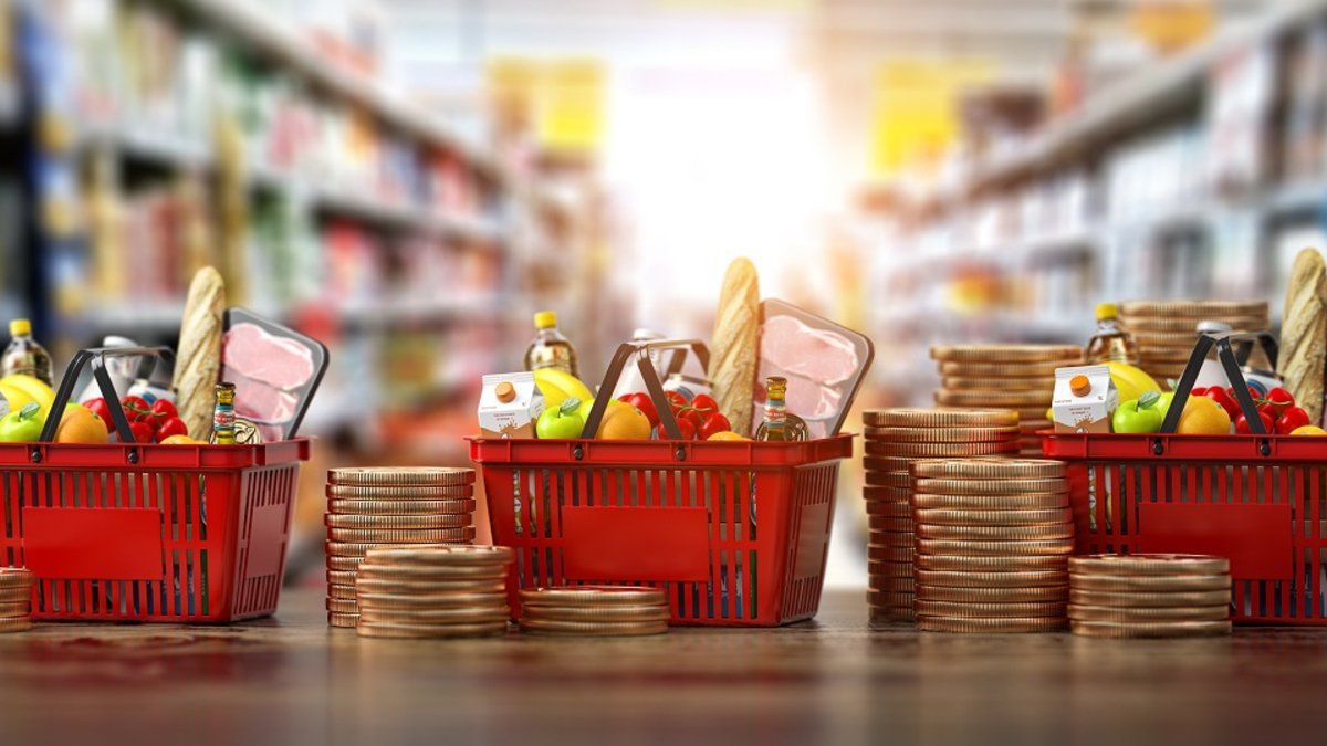 Инфляция в Казахстане составила почти 21%: цены на продукты выросли на четверть