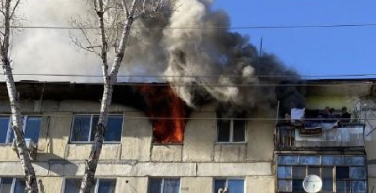 В жилом доме в Экибастузе возник пожар