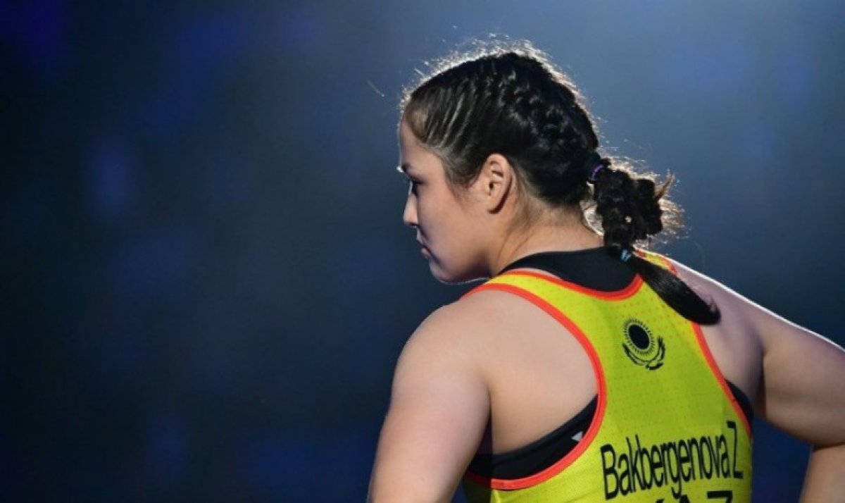 Казахстанка выиграла золотую медаль чемпионата Азии по женской борьбе