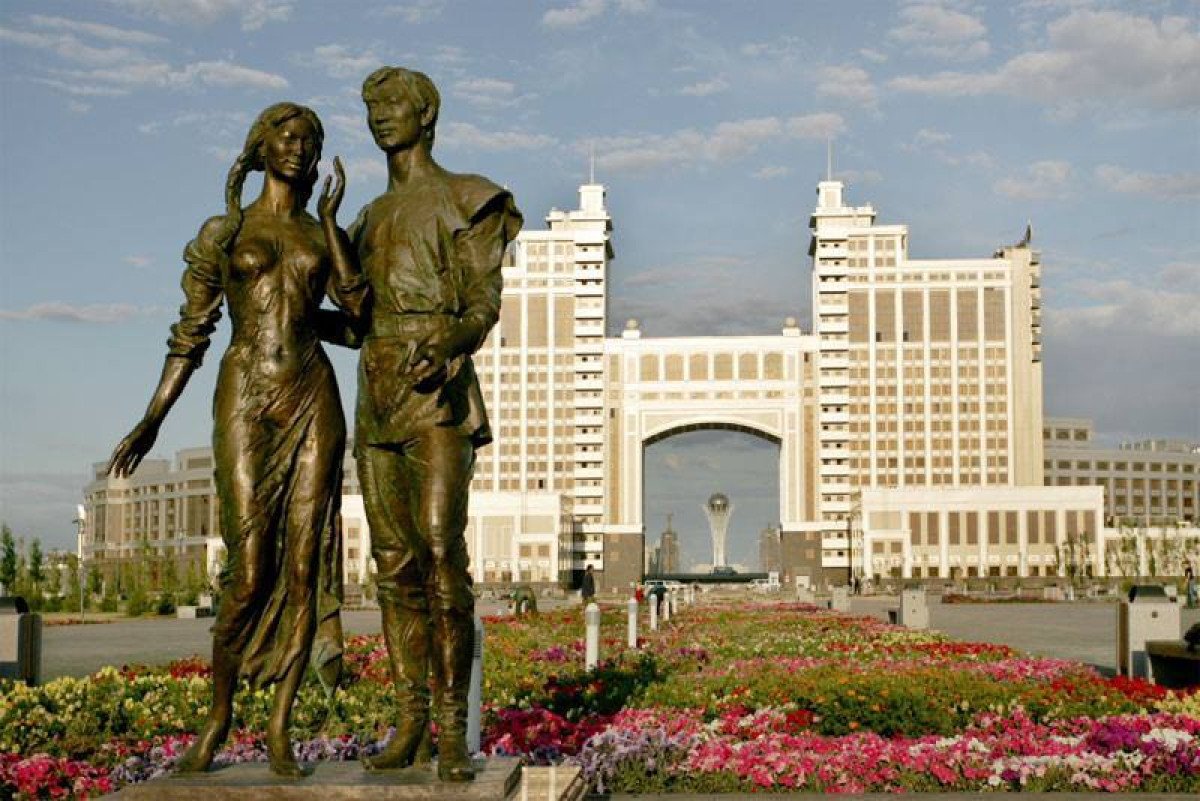 Козы Корпеш и Баян-Сулу: в Казахстане отмечают День влюбленных