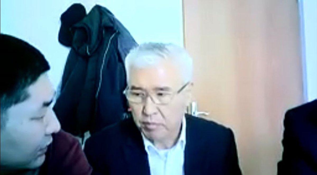 Арыстанбека Мухамедиулы не смогли доставить в суд из-за снега в Астане
