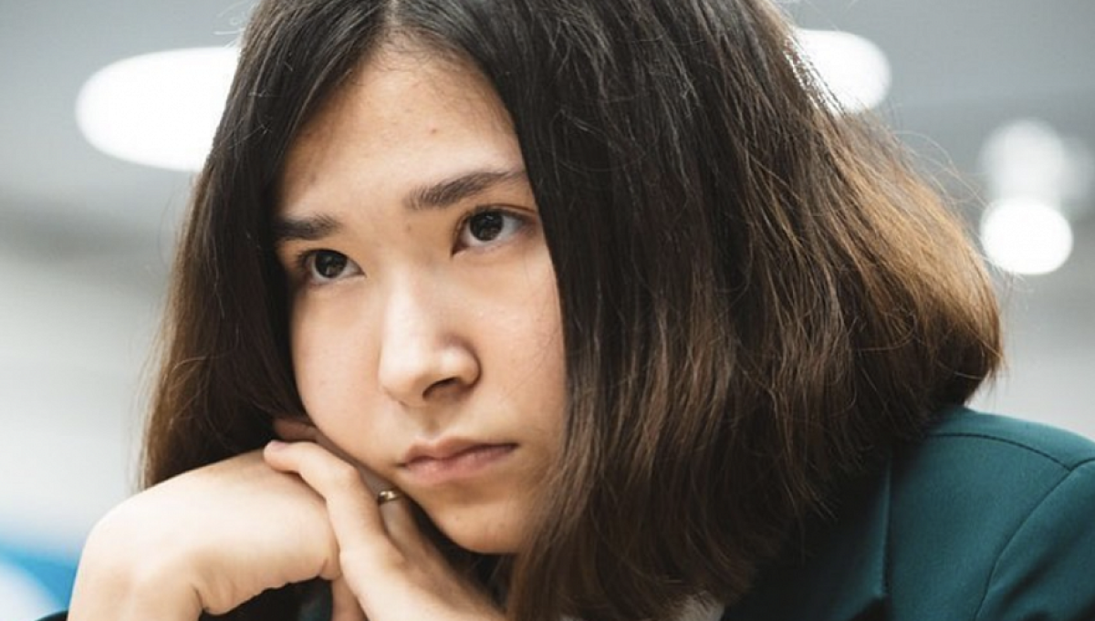 17-летняя шахматистка из Казахстана обыграла четырехкратную чемпионку мира