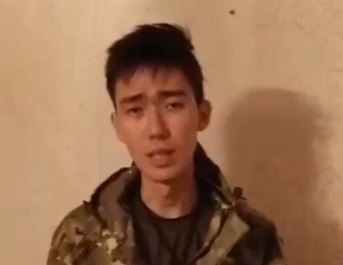 Воюет на стороне России "добровольно": казахстанский студент из ЧВК "Вагнер" записал видеообращение