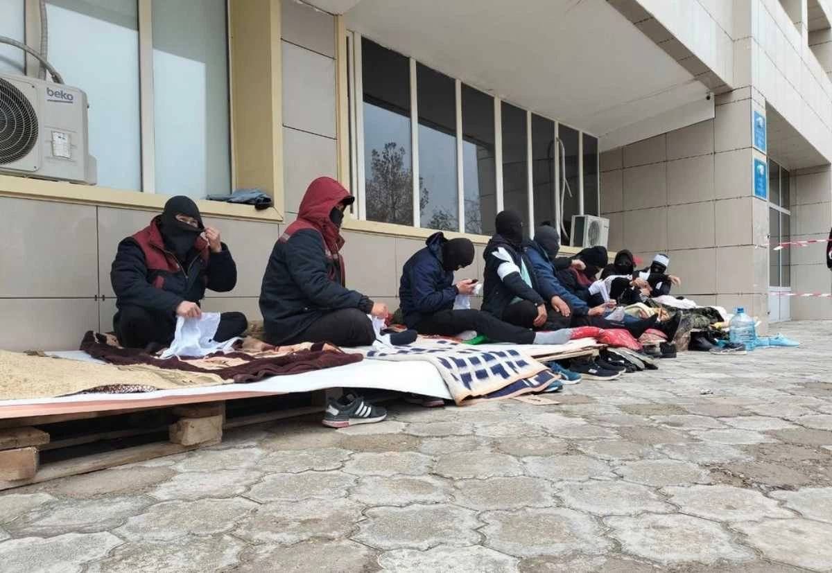 Голодовка безработных в Жанаозене: прокуратура сделала заявление