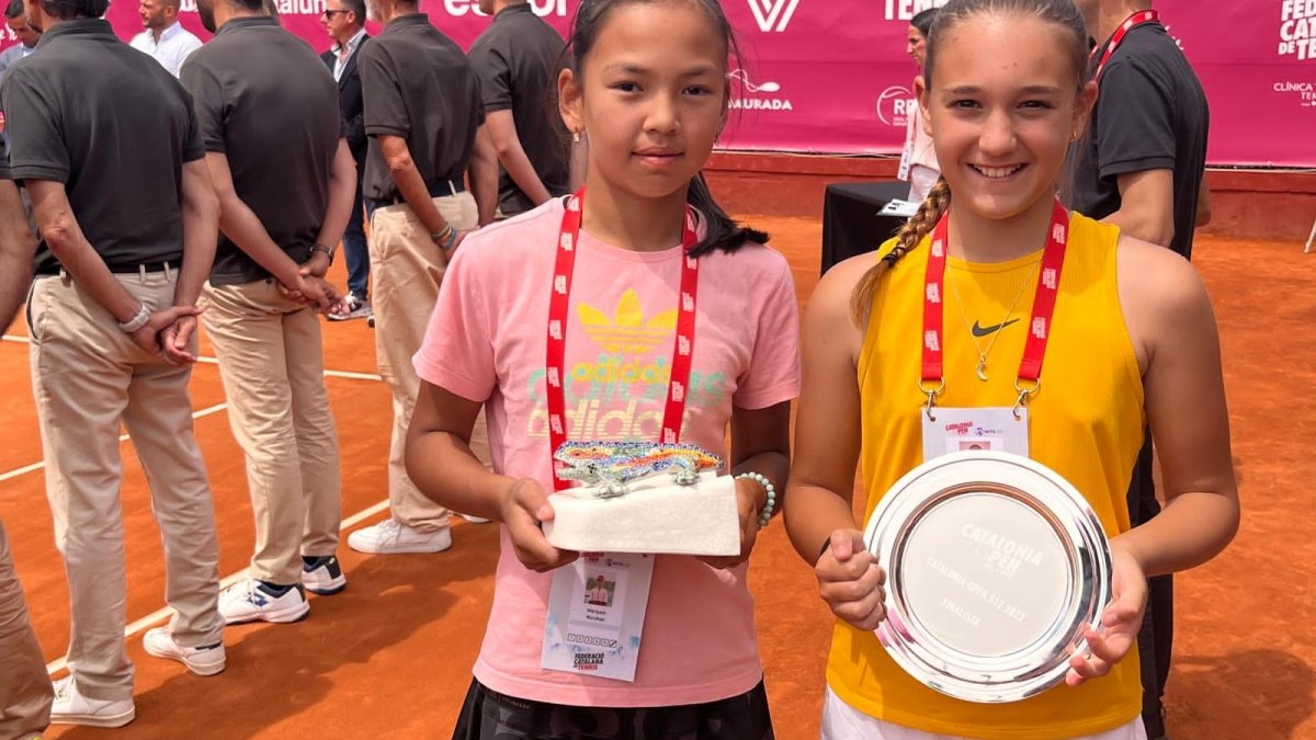 11-летняя теннисистка из Казахстана стала чемпионкой турнира в Испании