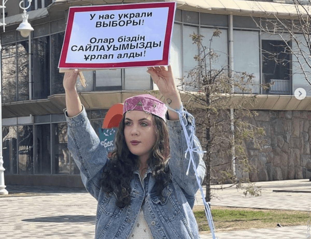 Активистка Oyan,Qazaqstan Влада Ермольчева объявила голодовку