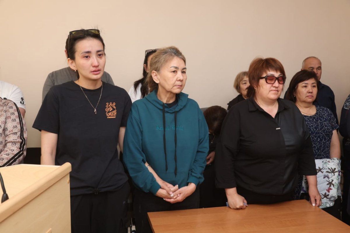 В Костанае чиновницу и её дочь осудили за ​использование недееспособной