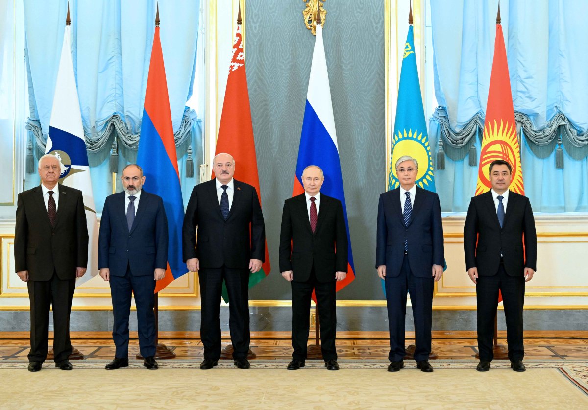Токаев, Путин, Лукашенко: главы стран ЕАЭС провели переговоры в узком формате