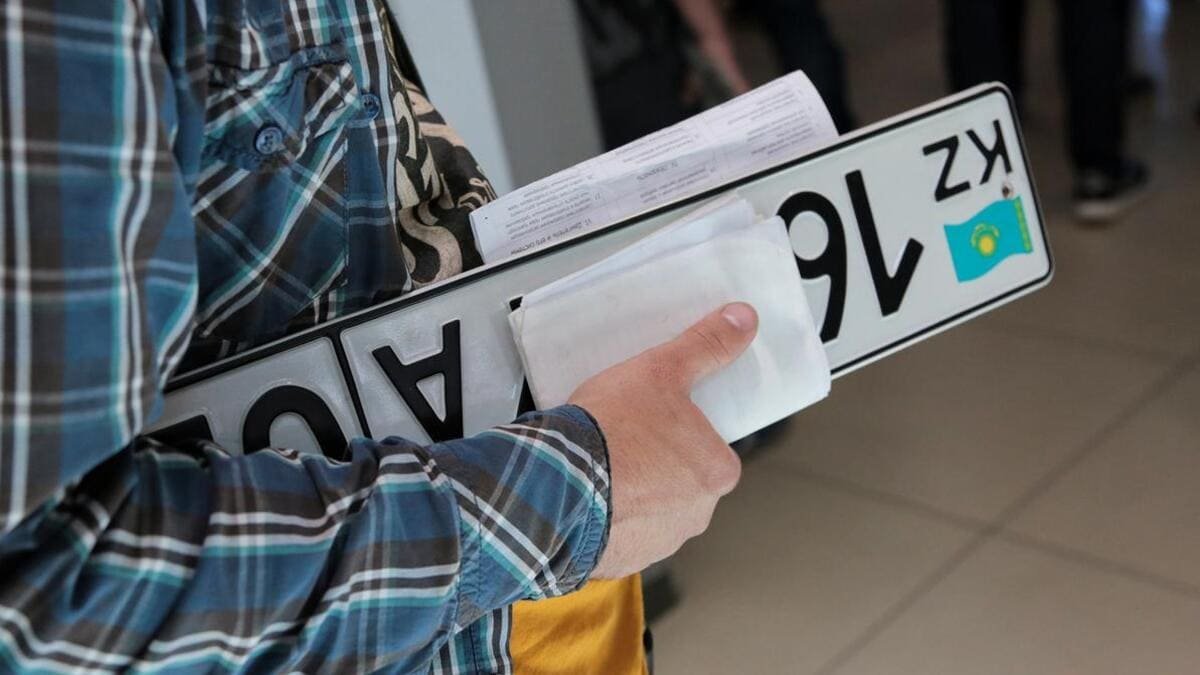 Ущерб в 500 млн тг: авто незаконно ставили на учет в Акмолинской области