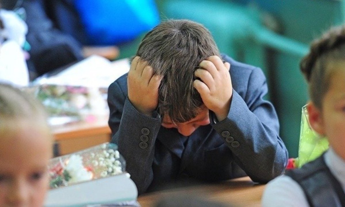 Конец учебного года: родители казахстанских школьников готовят петицию