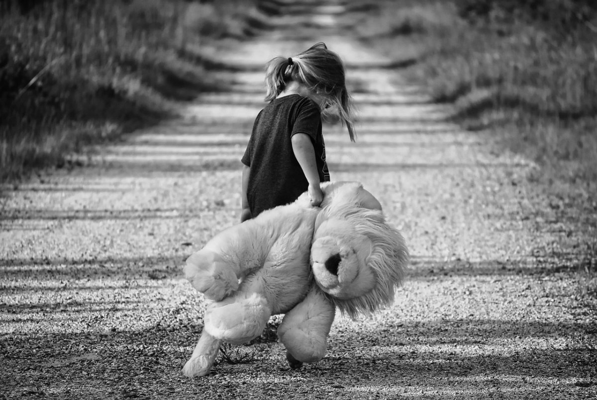 Домогавшийся 8-летней девочки в Актау мужчина остался безнаказанным