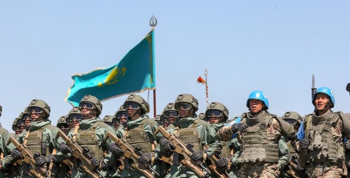 Министр обороны ответил на вопрос об отправке военных Казахстана в Россию