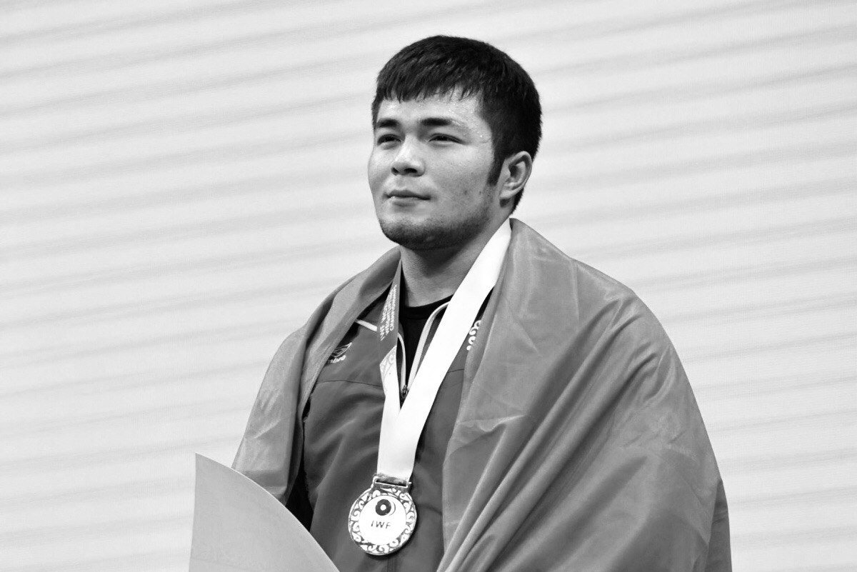Казахстанский тяжелоатлет Владимир Седов совершил суицид