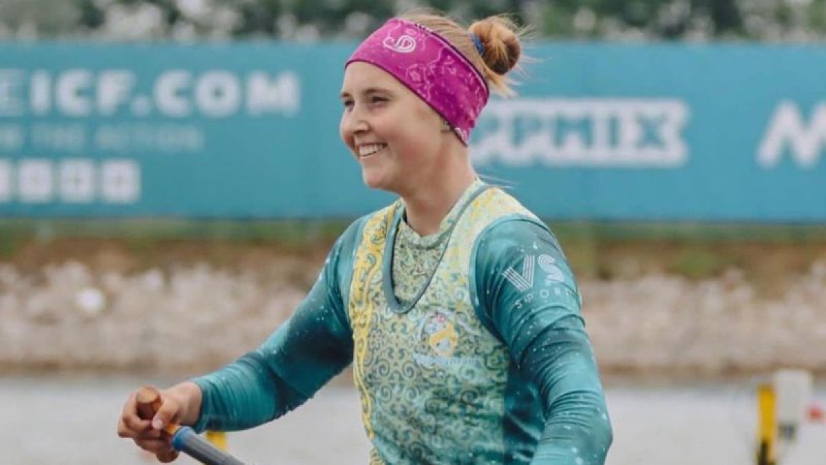 Казахстанка стала чемпионкой мира по гребле на байдарках и каноэ среди юниоров