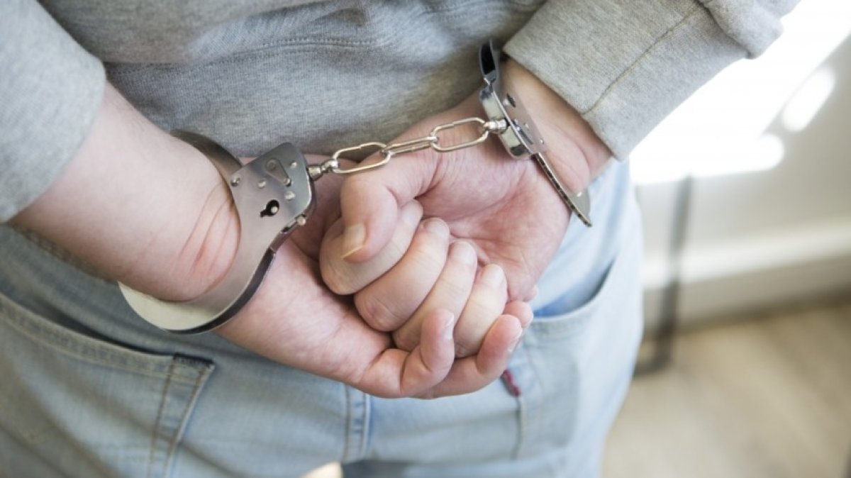 Дворника детсада в Алматы обвинили в развращении детей: он задержан