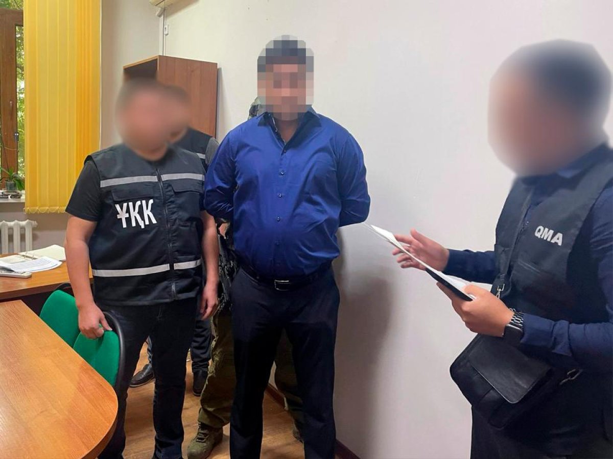 КНБ задержал главу филиала "Правительства для граждан" в Абае за взятку