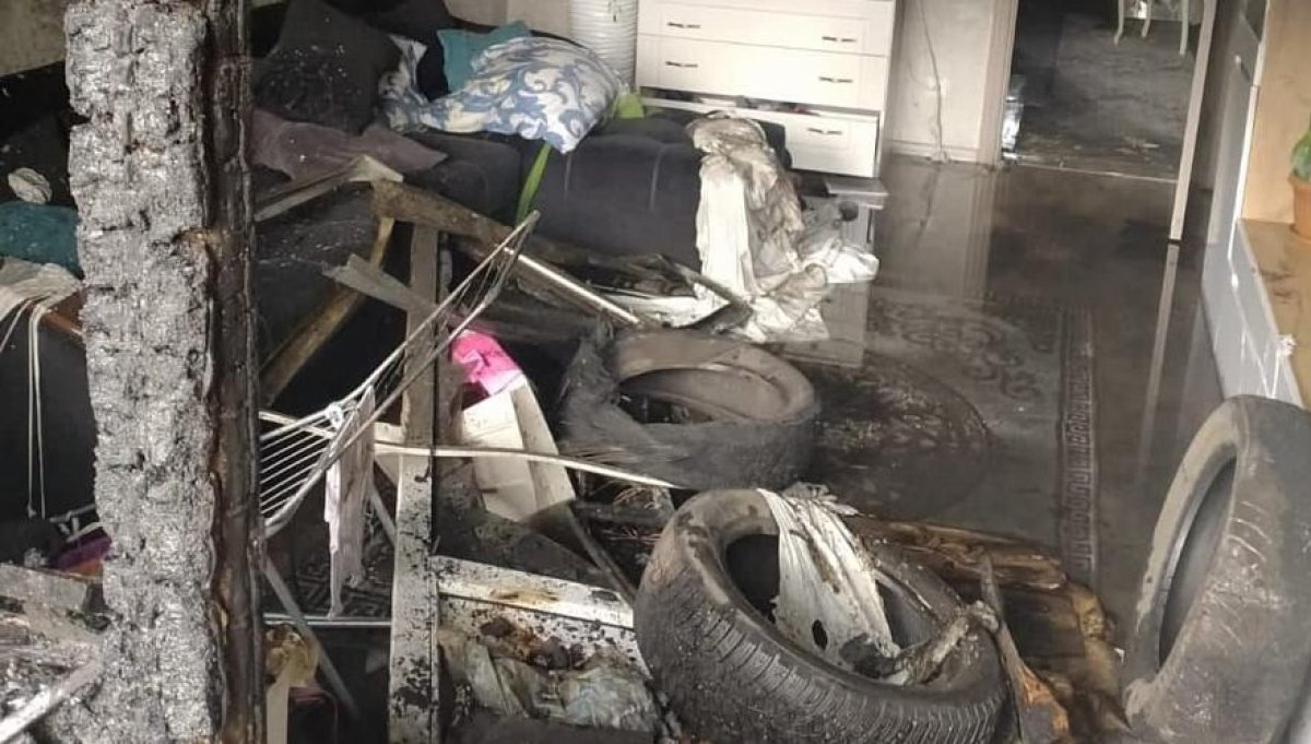 В многоэтажном доме Аксая возник пожар