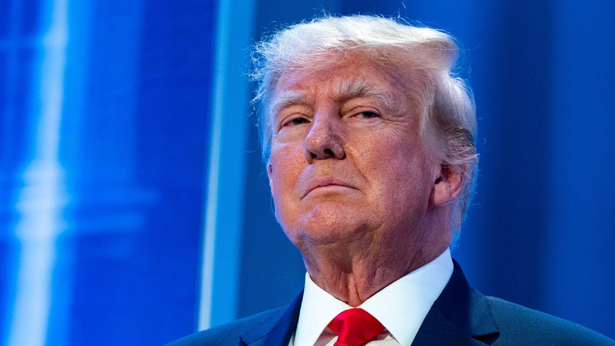 Трамп стал обвиняемым по делу о штурме Капитолия