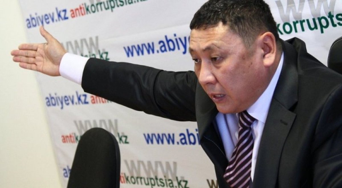 Вымогал 50 млн тг: какой срок получил блогер Токберген Абиев