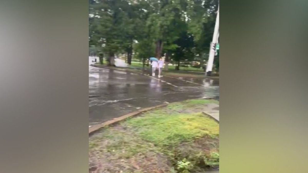 Еще один город Казахстана затопило после дождя