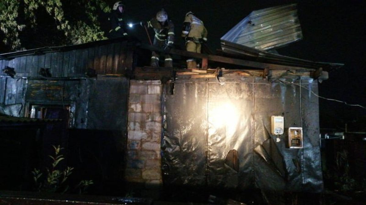 Погибли три человека: в жилом доме Астаны возник пожар