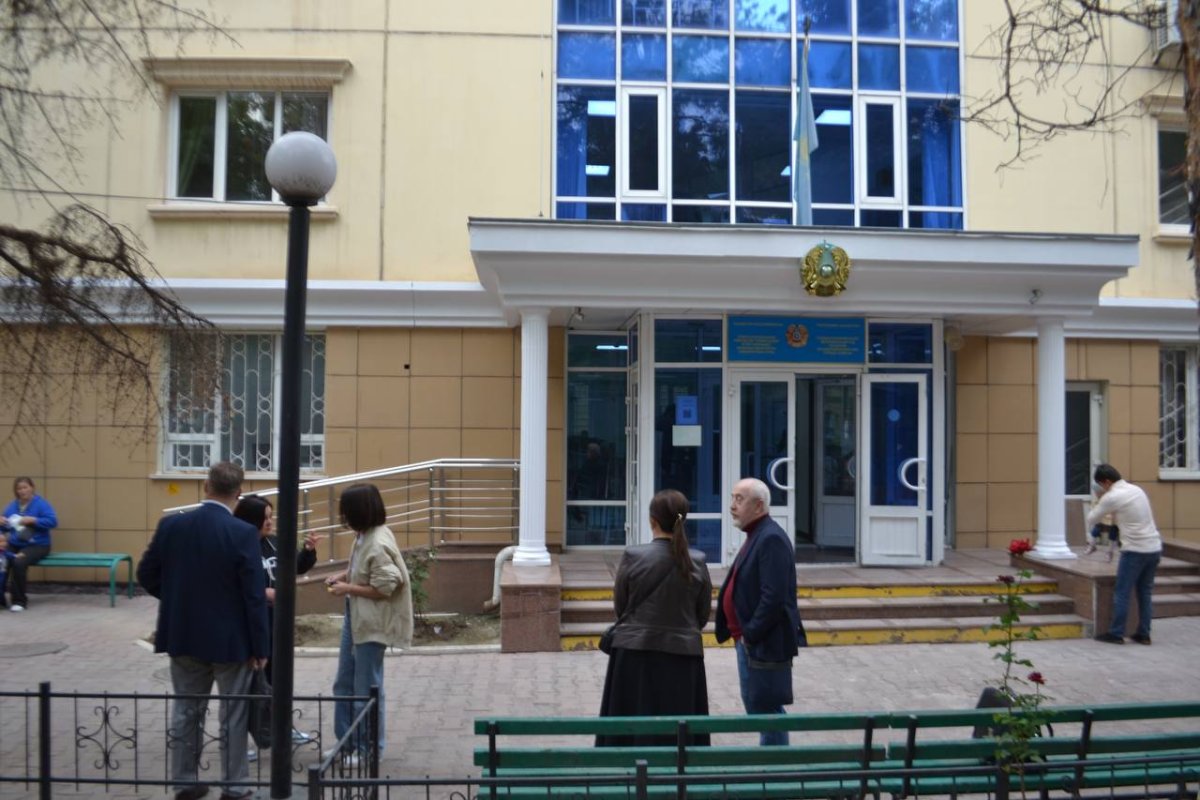 Процесс по громкому «журналистскому делу» в Алматы проходит без главного подсудимого