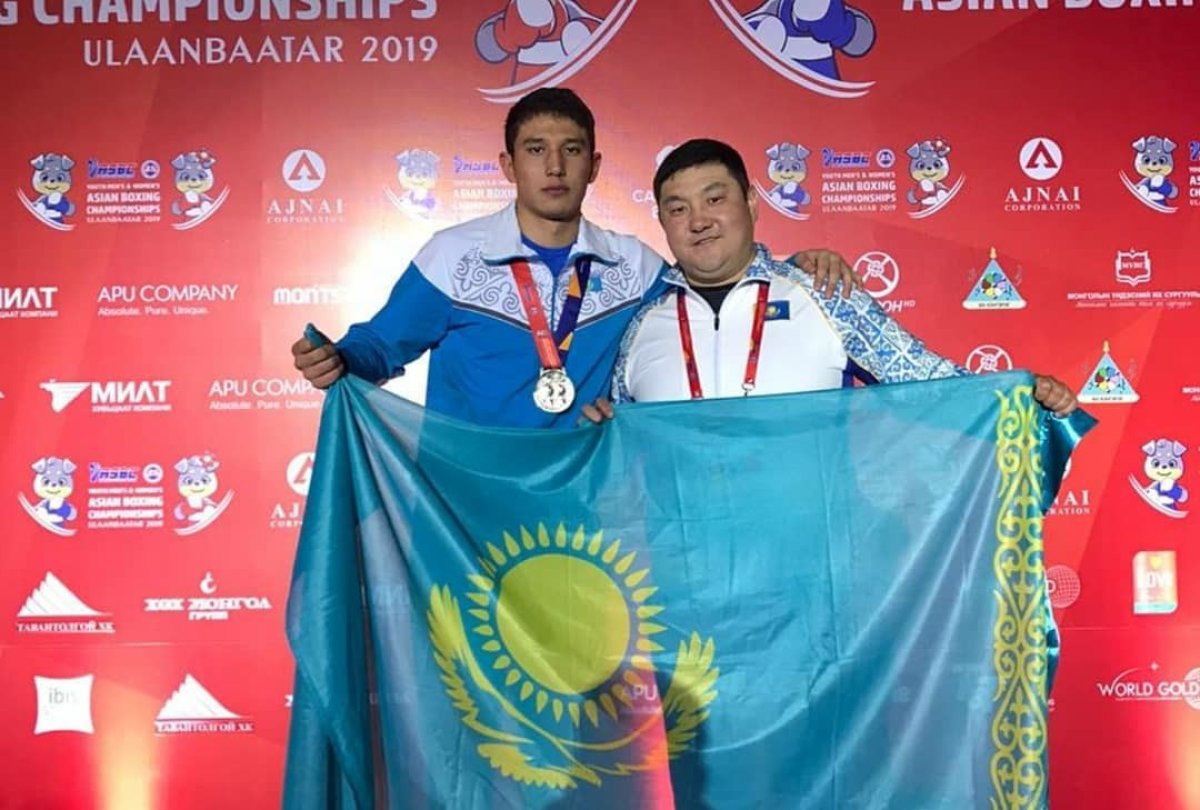 Казахстан завоевал первую медаль по боксу на Азиаде