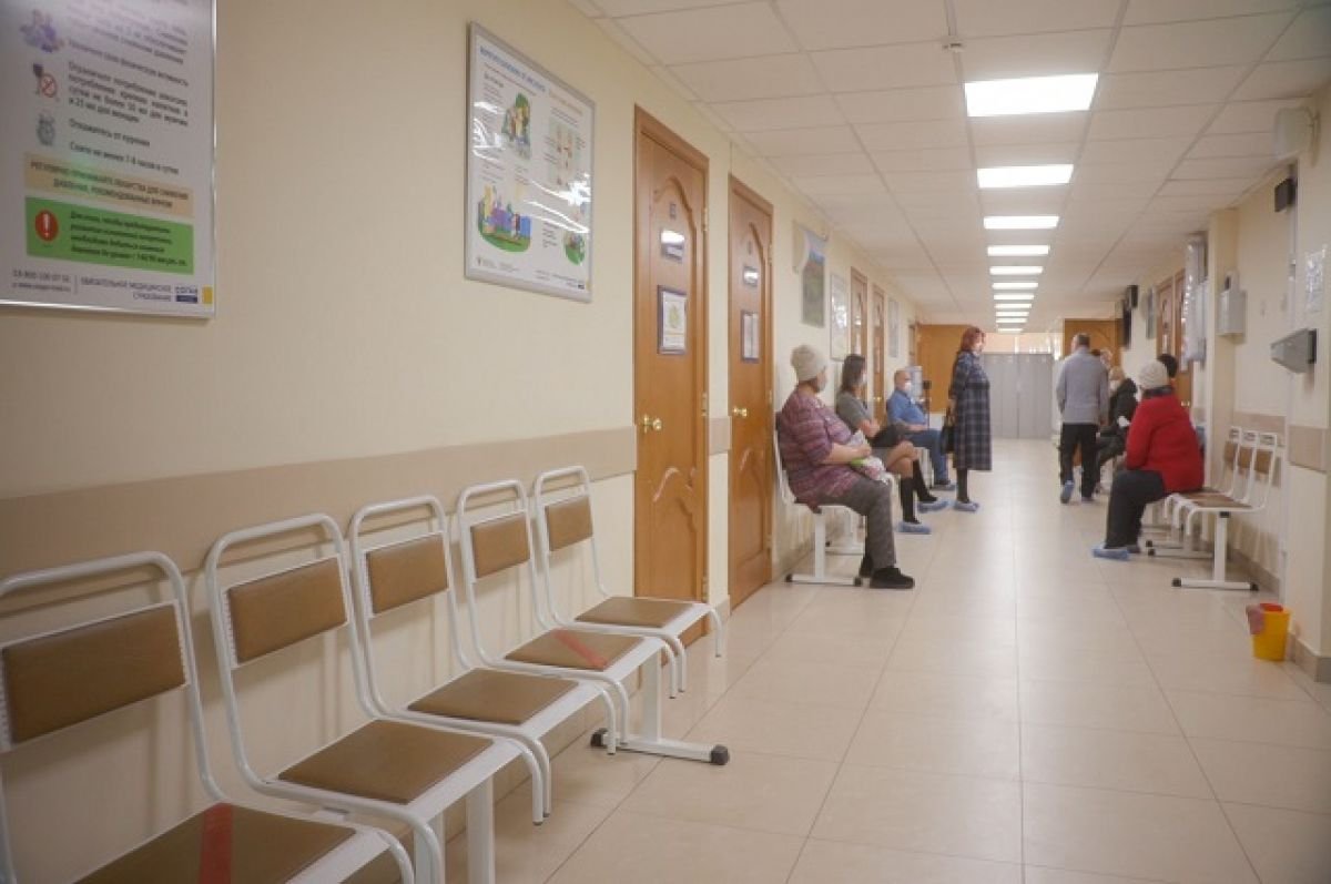 В Туркестанской области пациент ударил врача ножом