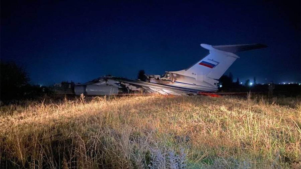 В Таджикистане при взлёте полностью сгорел российский грузовой самолет Ил-76